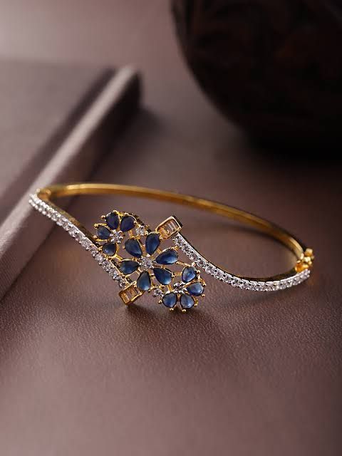 DIA BRACELET
